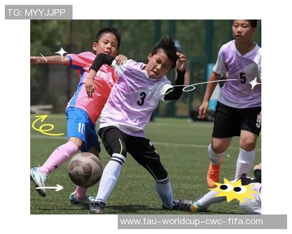 某校足球比赛精彩纷呈学生们展现团结拼搏精神与运动风采