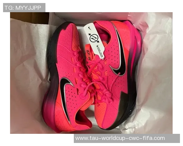 耐克粉色足球的魅力与时尚结合打造运动与潮流的新风尚